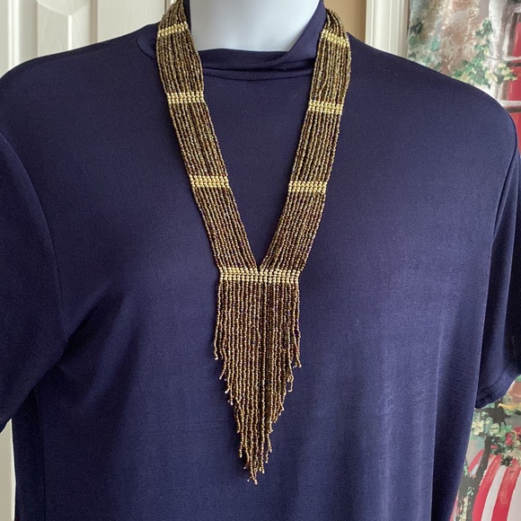 Lovely beads uniquely styled Necklace - Picture 1 of 7